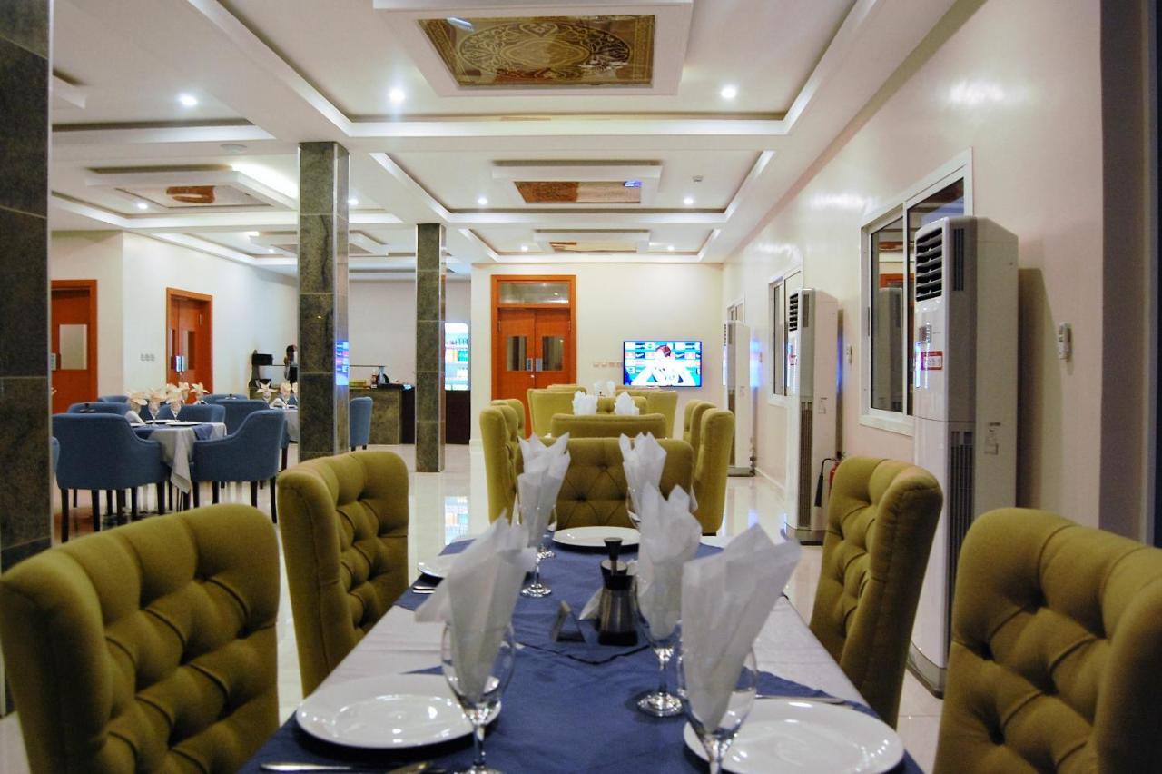R & K Guest Palace Hotell Kano Eksteriør bilde